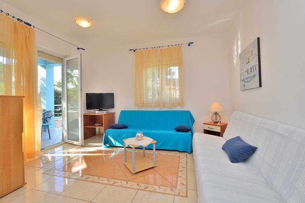 Sara Apartments เพทรอซาเน ห้อง รูปภาพ